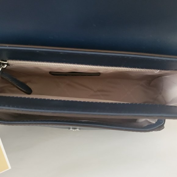 Michael Kors Bradshaw Medium Pocket Messenger Crossbody Handbag Navy Leather - Picture 9 of 9